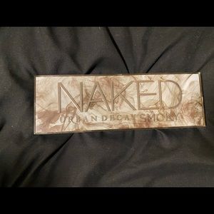 COPY - (BUNDLE) Urban Decay Eyeshadow Palettes (Smoky, Cherry, naked)